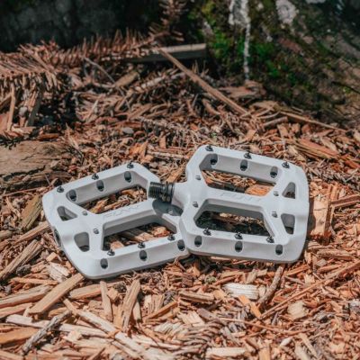 2. FUNN TAIPAN Pedale grau