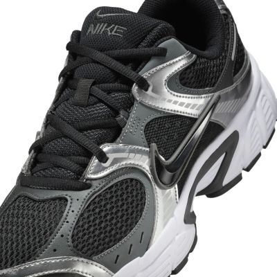 8. Nike Herrenschuhe V5 RNR HJ5228-004