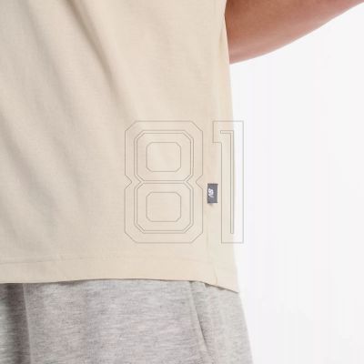 10. New Balance Reimagined Graphic M T-Shirt MT51507TWF