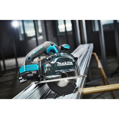 11. Makita DCS553Z Tragbare Kreissäge 15 cm Schwarz, Blau 4200 U/min
