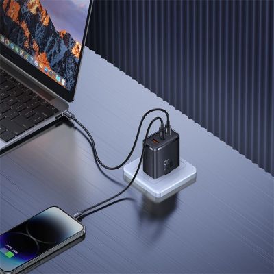 10. Baseus Cube Pro 65W GaN-Ladegerät 2x USB-C USB-A - Schwarz