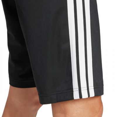 6. adidas 3-Streifen-Shorts M JI8798