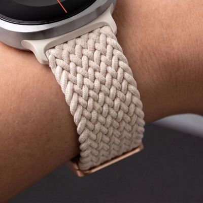 7. Tech-Protect NylonMag Armband für Samsung Galaxy Watch 40/44/46 mm – Beige