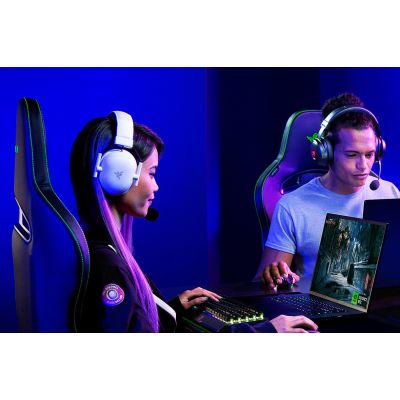 5. Razer BlackShark V2 Pro Kabelloses Bluetooth-Gaming-Headset mit Kopfbügel, Weiß