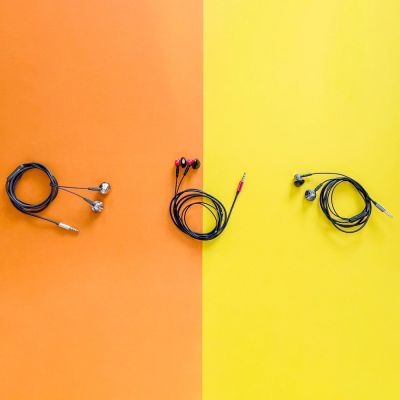 6. Dudao Metal Wired Earbuds 3.5mm Mini Jack Grau (X2C-Grau)
