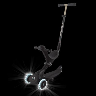 3. Scooter mit Sitz GO•UP DELUXE LIGHTS (646-720-2)