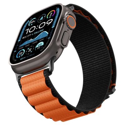 8. Spigen WBF1 Armband für Apple Watch 44 / 45 / 46 / 49 mm - Schwarz und Orange