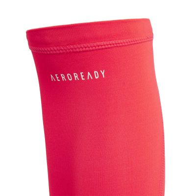 2. adidas Aeroready JN7077 Ärmel