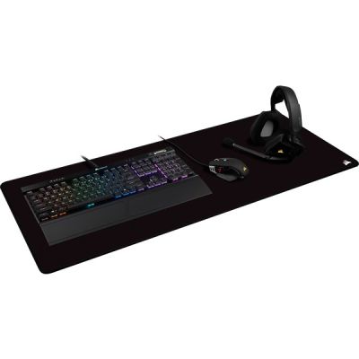 13. Corsair MM350 PRO Schwarzes Extended XL Gaming-Mauspad