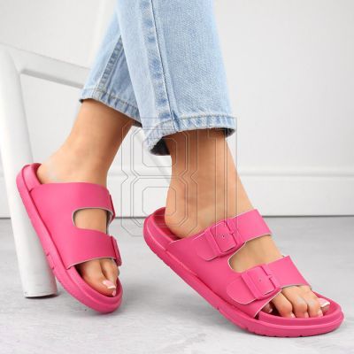 3. Big Star W INT2004E Fuchsia Schaumstoff-Slides mit Schnallen