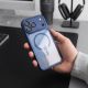 6. Tech-Protect MagPeak MagSafe CC Hülle für iPhone 18 Pro / 17 Pro – Transparentes Marineblau