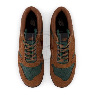 10. New Balance UALGSBG Schuhe