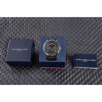 5. Tommy Hilfiger Luca Herrenuhr 1710494 + Box