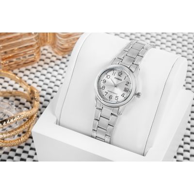 5. Damenuhr CASIO LTP-V002D-7BUDF + Box