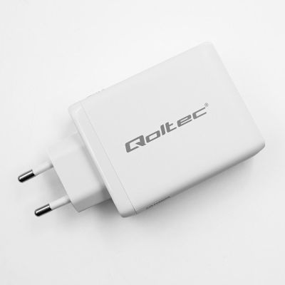 6. Qoltec 100W GaN-Wandladegerät | 5–20 V | 1,5–5 A | 2 x USB-C PD | 1 x USB QC 3.0 | Weiß