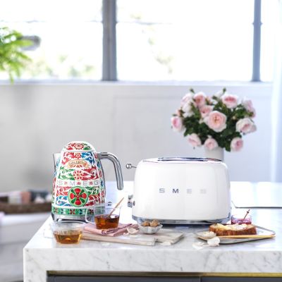17. SMEG Toaster weiß Modell TSF01WHEU