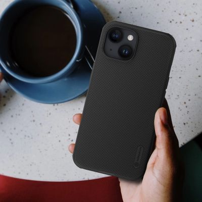 14. Nillkin Super Frosted Shield Pro iPhone 15 Plus Hülle – Schwarz