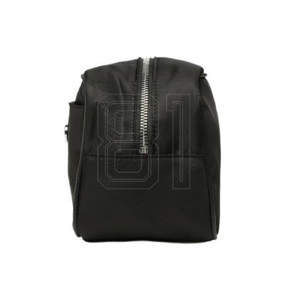 6. Calvin Klein CK Elevated Kulturtasche K50K509968