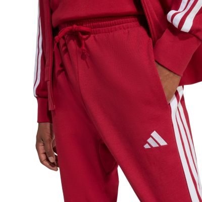4. adidas Essential 3-Streifen Herrenhose aus French Terry, burgunderrot, KR2702