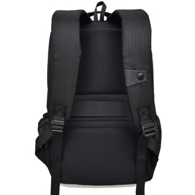 3. Laptop-Rucksack mit USB-Anschluss SEMI LINE