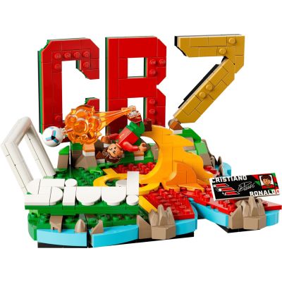 13. LEGO Editions 43012 - Cristiano Ronaldo - Fußballmomente