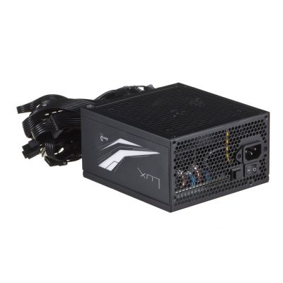 3. Aerocool LUX AEROPGSLUXRGB-550 Netzteil (550 W; 120 mm)