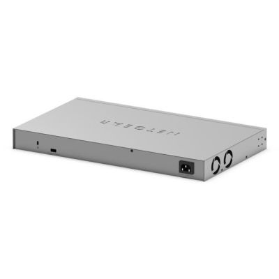 7. Netgear GS728TXPv3 28p PoE 190W (PoE+: 24p) Managed Gigabit/10G Switch