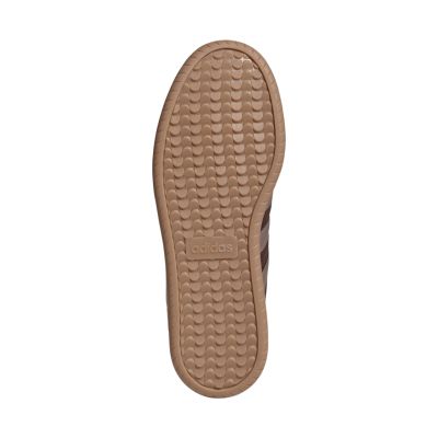 6. adidas Barreda KK2282 Herrenschuhe