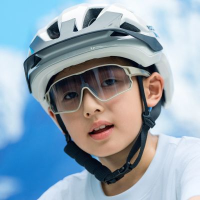 6. Rockbros LK-67 Jugend-Fahrradhelm mit abnehmbarem Visier 54–58 cm – Weiß