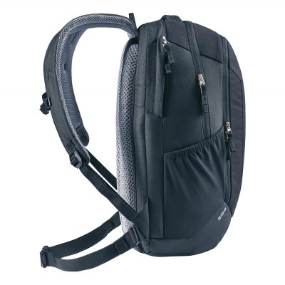 5. Deuter Giga Rucksack 3812321-7000
