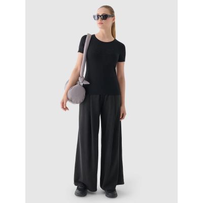 5. Schmales T-Shirt mit Aufdruck für Damen 4F 4FWMM00TTSHF1846-20S