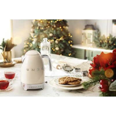 21. Smeg KLF03CREU Wasserkocher 1,7 l 2400 W Creme