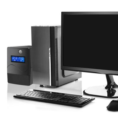 3. QOLTEC USV 450 VA | 240 W | LCD | USB | RJ45