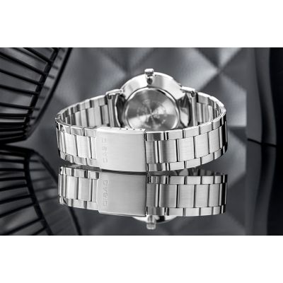 7. Herrenuhr CASIO MTP-VT03D-1BDF + Box