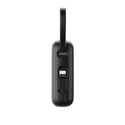 5. Joyroom JR-PBF27 10000 mAh 22,5 W Powerbank mit integrierten USB-C- und Lightning Kabeln - Schwarz