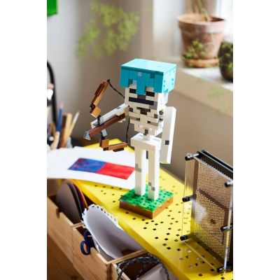 11. LEGO Minecraft 21594 - Skelett