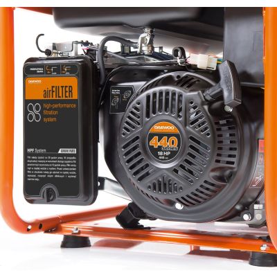 2. Generator 7,5 kW/2,5 kW -380 V/230 V AVR GDA8500E-3 DAEWOO DREIPHASEN