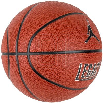 2. Jordan Legacy 2.0 8P In/Out Ball J1008253-855
