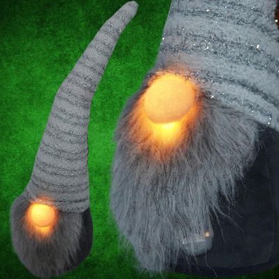 3. Gartenzwerg mit langem, weißem Hut und Glitzernase, 42 cm