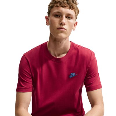 5. Nike Club Tee Herren-T-Shirt Rot AR4997 608