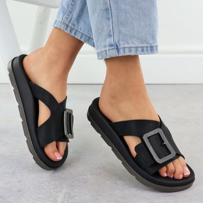 8. Zaxy RR285078 W INT2136B Flip-Flops