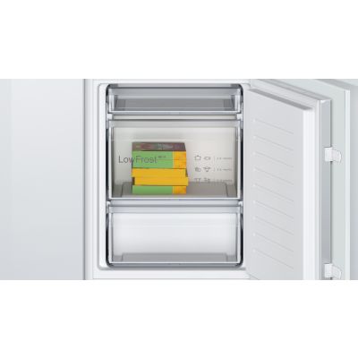 17. BOSCH KIV86NSE0 Einbaukühlschrank