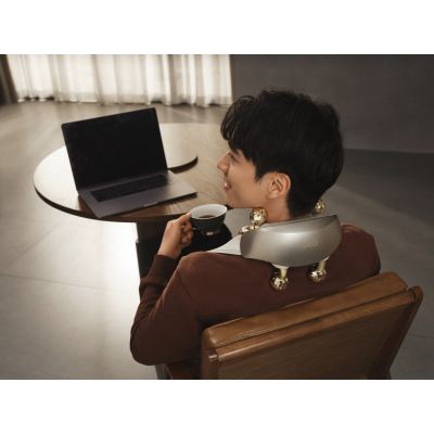 13. SKG H7 Ultra-E Nackenmassagegerät (Nacken, Schultern) Gold