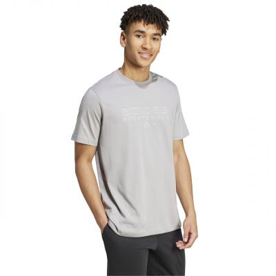 4. adidas Tech Linear Graphic T-Shirt M IY0728