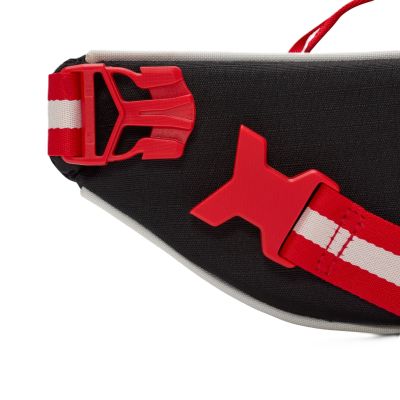 3. Nike Heritage DR6266-015 Tasche