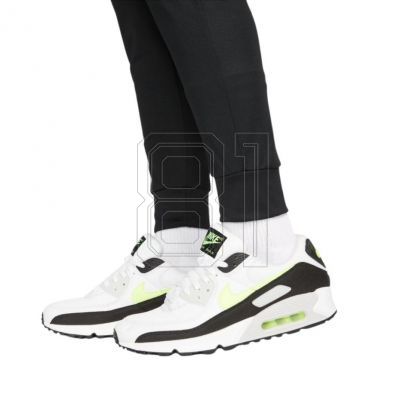 6. Nike NK Dri-Fit FC Liber M DC9016 010 Hose