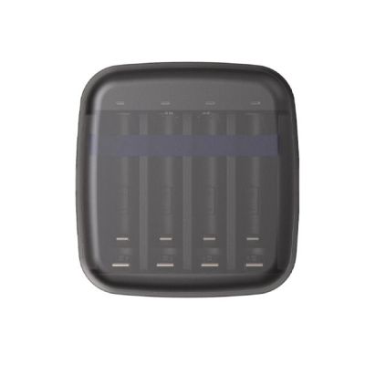 XTAR Ladegerät für R03 / AAA und R6 / AA Li-Ion 1,5V / NiMH BC4 Akkus