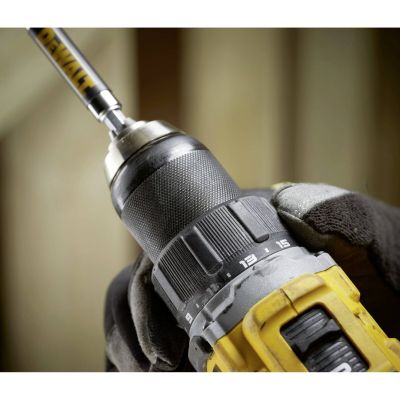 7. DeWALT DCD794NT-XJ 18V XR Akku-Bohrschrauber mit bürstenlosem Motor (ohne Akku und Ladegerät)