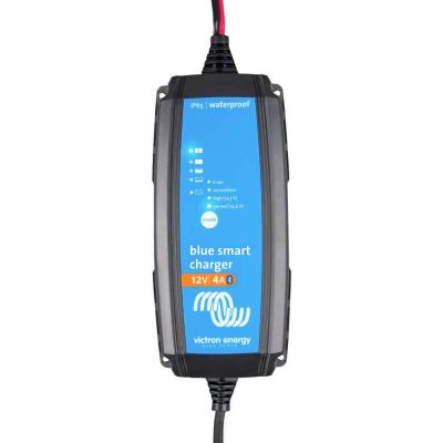Victron Energy Blue Smart IP65s Ladegerät 12/4(1) 230V CEE 7/17 Ret BPC120433064R