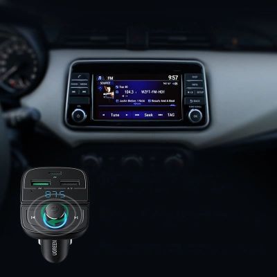 8. Ugreen FM Transmitter Bluetooth 5.0 MP3 Autoladegerät 3x USB TF Micro SD 4.8 A schwarz (CD229)
